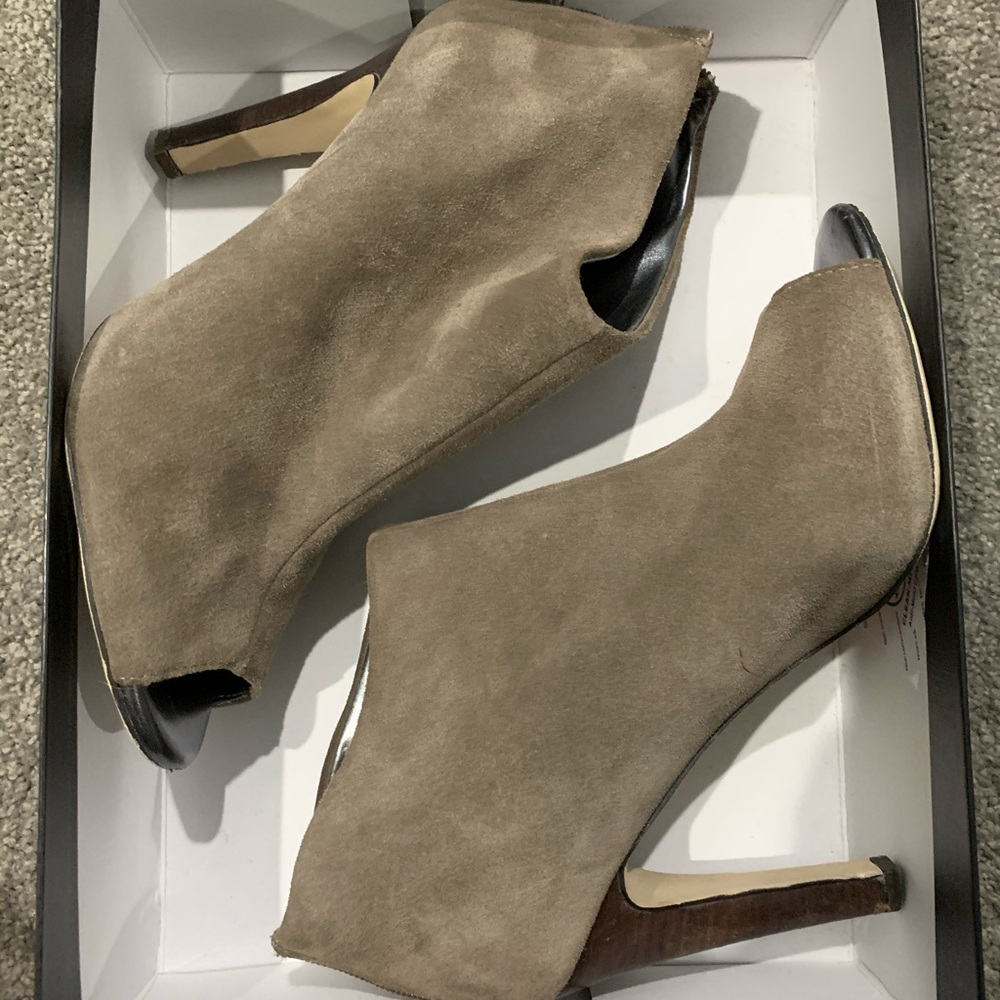 Julianna‎ Hough booties